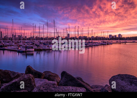 Sonnenaufgang über St. Kilda, Melbourne, Australien Stockfoto