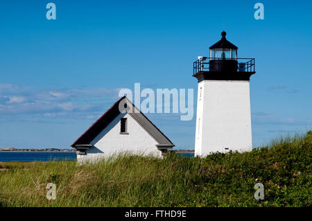 Lange Point Lighthouse an einem warmen Sommertag. Es ist ein beliebtes 3-Meile Wanderung von Provincetown, auf der Spitze von Cape Cod. Stockfoto