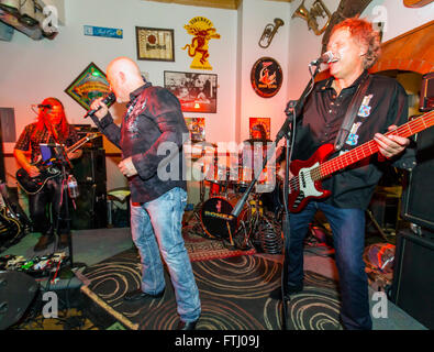 & Rock'n'Roll band Hairitage Musik in der Taverne Victoria; Salida; Colorado; USA Stockfoto