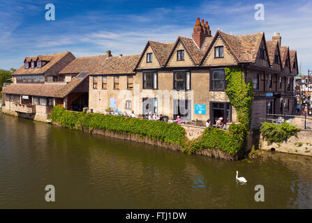 Der Fluss Teestuben Café / Restaurant in St Ives, Cambridgeshire und der Fluss Great Ouse Stockfoto