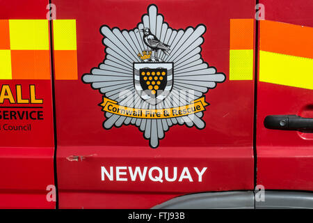 Das Wappen der Cornwall Feuer & Rettungsdienst auf der Seite der Cornish Feuerspritze.