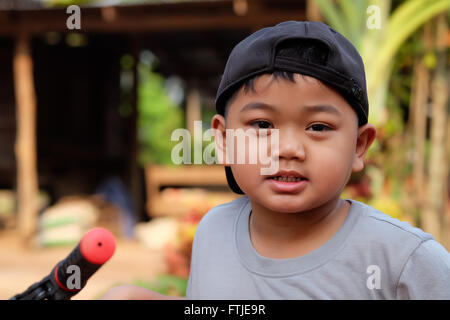 Kind, Portrait lächelnd - Kinder Asiens Stockfoto