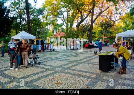 Monatliche Wochenende Kunst und Design Markt, Jardim da Estrela, Lissabon, Portugal Stockfoto