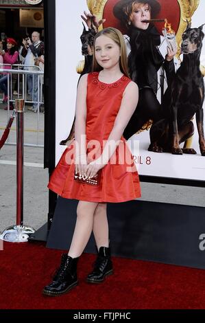 Ella Anderson im Ankunftsbereich für THE BOSS Premiere, Regency Westwood Village Theatre, Los Angeles, CA 28. März 2016. Foto von: Michael Germana/Everett Collection Stockfoto