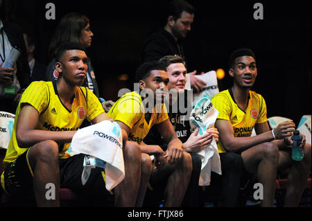 Chicago, IL, USA. 28. März 2016. McDonald's All-Amerikaner zu sehen während der 2016 POWERADE Jam Fest im Chicago Theatre in Chicago, IL. Patrick Gorski/CSM/Alamy Live-Nachrichten Stockfoto