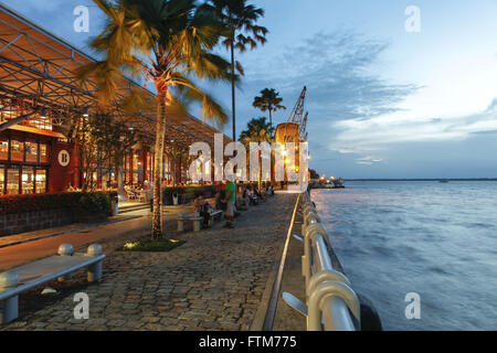 Estacao Das Docas Na Margem da Baia Guajara Stockfoto