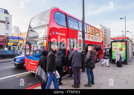 Bushaltestelle, Euston Road, London, England, Großbritannien Stockfoto