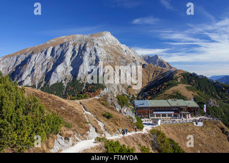 Jennerbahn Talstation am Mount Jenner im Herbst, Nationalpark Berchtesgaden, Bayern, Deutschland Stockfoto