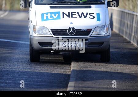 ITV Nachrichten regional TV Satellit van LKW. Stockfoto