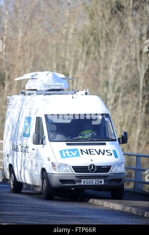 ITV Nachrichten regional TV Satellit van LKW. Stockfoto