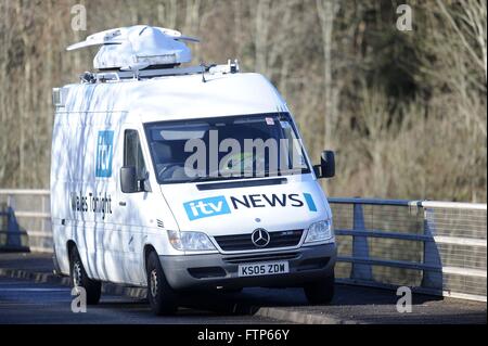 ITV Nachrichten regional TV Satellit van LKW. Stockfoto