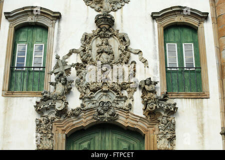 Detail der Speckstein Fassade der Kirche des St. Franziskus von Assisi in der Largo de Coimbra Stockfoto