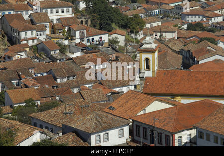 Häuser und Kirche von Sao Jose im historischen Zentrum von Ouro Preto - MG Stockfoto