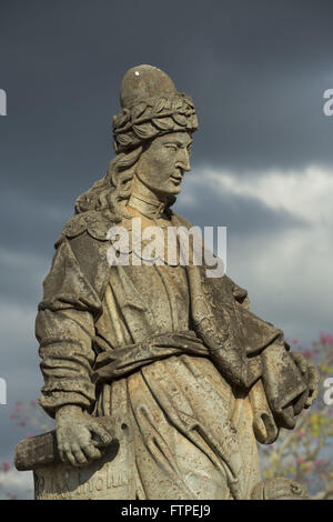 Skulptur des Propheten Daniel auf dem Kirchhof von Basilica von Bom Jesus Matozinhos Stockfoto