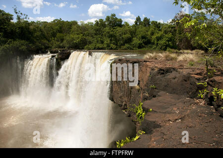 Wasserfall in Rio de São Romão Mehl der Nationalpark Chapada Das Mesas Stockfoto