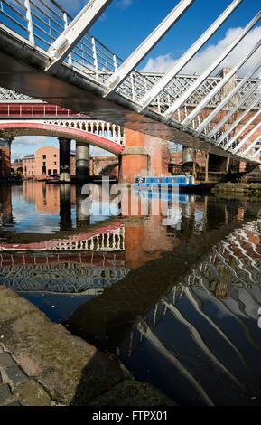 Händler-Brücke Bridgewater canal Castlefields Manchester England Stockfoto