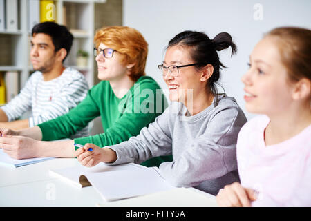Schüler im Unterricht Stockfoto