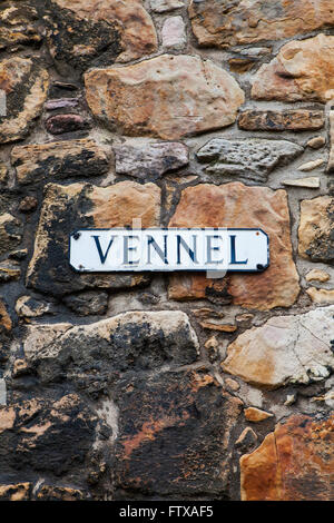 Eine Straße Zeichen für Vennel in der historischen Altstadt von Edinburgh, Schottland. Stockfoto