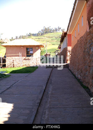 Chinchero Stadt zeigt Wasser-System von den Inkas erbaut.   Peru Stockfoto