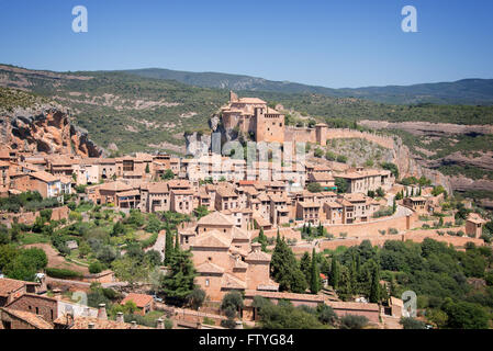 Blick auf Alquezar in Sierra de Guara, Aragon, Spanien Stockfoto