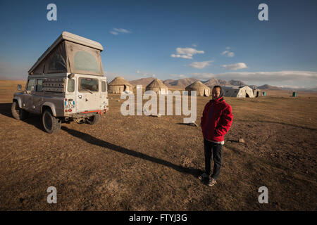 Kirgisistan, Kirgistan, Asien, 4WD Reisen in der Steppe, Jurte, traditionelle Leben. Stockfoto