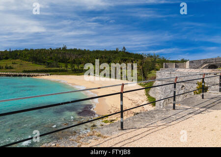 Der Strand von Fort St. Catherine in St. George's, Bermuda betrachtet Stockfoto