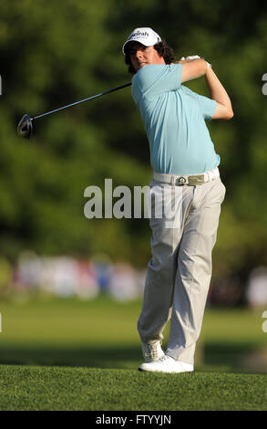 Chaska, MN, Vereinigte Staaten von Amerika. 13. August 2009. Rory McIlroy (IRL) am 12. Loch in der ersten Runde der 2009 PGA Championship Hazeltine National Golf Club auf 13. August 2009 in Chaska, MN. ZUMA Press/Scott A. Miller © Scott A. Miller/ZUMA Draht/Alamy Live-Nachrichten Stockfoto