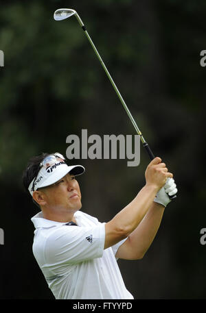 Chaska, MN, Vereinigte Staaten von Amerika. 13. August 2009. Charlie Wi (KOR) in der ersten Runde der 2009 PGA Championship Hazeltine National Golf Club auf 13. August 2009 in Chaska, MN. ZUMA Press/Scott A. Miller © Scott A. Miller/ZUMA Draht/Alamy Live-Nachrichten Stockfoto