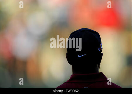 Decatur, Georgia, Vereinigte Staaten von Amerika. 27. Sep, 2009. Tiger Woods (USA) am 18. Loch in die letzte Runde der PGA Tour Championship im East Lake Golf Club am 27. September 2009 in Decatur, Georgia ZUMA Press/Scott A. Miller © Scott A. Miller/ZUMA Draht/Alamy Live News Stockfoto