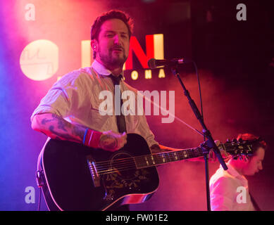 Barcelona, Spanien. 30. März 2016. Englischer Folk-Sänger Frank Turner führt live im Konzertsaal Bikini singen Lieder seines neuen Albums "Positive Lieder für negative Menschen" Credit: Victor Puig/Alamy Live News Stockfoto