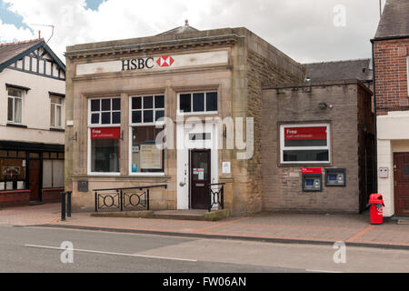 Die HSBC-Niederlassung in Chirk North Wales eröffnete 1910 erstmals als Midland Bank eine der letzten beiden ländlichen Bankfilialen in Nordwales schloss am 8. 2016. April nach 106 Jahren Stockfoto