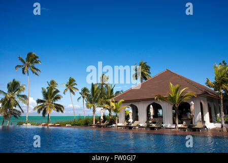 Swimming Pool of The Residence Hotel in Sansibar Insel einen semi-autonomen Teil von Tansania in Ostafrika Stockfoto