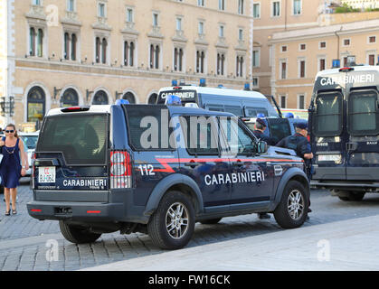 Polizei-Auto in der italienischen Hauptstadt Rom Stockfoto