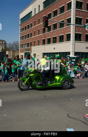 Topeka, Kansas, USA, 15. März 2014 St. Patricks Day Parade in Topeka, Kansas Credit: Mark Reinstein Stockfoto