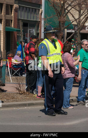 Topeka, Kansas, USA, 15. März 2014 St. Patricks Day Parade in Topeka, Kansas Credit: Mark Reinstein Stockfoto