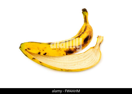 Nahaufnahme der Haut einer Banane auf weißem Hintergrund Stockfoto