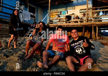 Familie - Hotel - Strand in COLAN. Abteilung von Piura. Peru Stockfoto