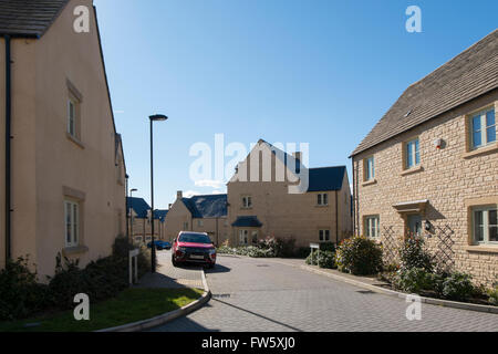 Neubaugebiet am Stadtrand von Cirencester, Gloucestershire, UK Stockfoto