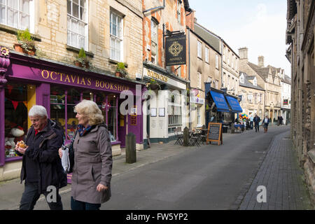 Octavia Buchhandlung in Black Jack Street, Cirencester, Gloucestershire, Großbritannien Stockfoto