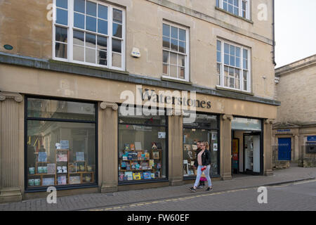 Waterstones Buchladen in Cricklade Street, Cirencester, Gloucestershire, Großbritannien Stockfoto