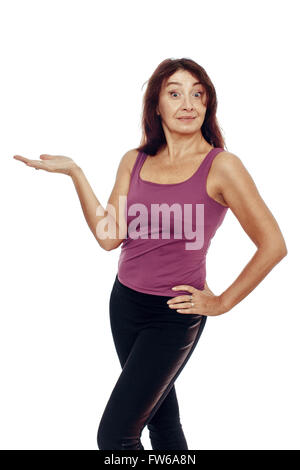 Erwachsene Frau zeigt eine Hand Stockfoto