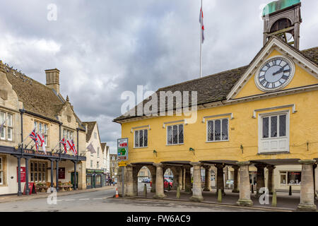 Der Markt Haus (1665), Tetbury, Gloucestershire, England, UK Stockfoto