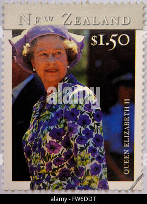 Neuseeland - ca. 2001: Briefmarke gedruckt in Neuseeland zeigt Königin Elizabeth II, ca. 2001 Stockfoto