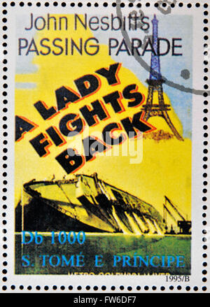 SAO TOME und PRINCIPE - ca. 1995: Zeigt eine Briefmarke gedruckt in Sao Tome Filmplakat A Lady kämpft zurück, ca. 1995 Stockfoto