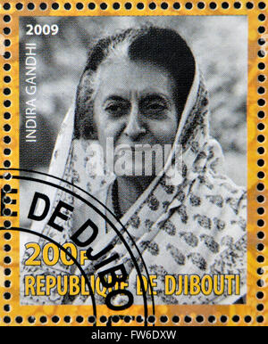 DJIBOUTY - CIRCA 2009: Eine Briefmarke gedruckt in Djibouty zeigt Indira Gandhi, ca. 2009 Stockfoto