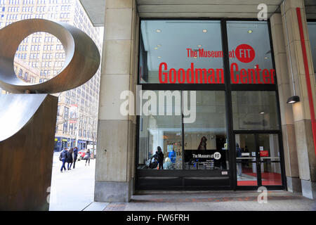 Das Museum am Fashion Institute of Technology FIT Goodman Center, Manhattan, New York City, Vereinigte Staaten Stockfoto