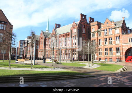 Universität von Liverpool School of Engineering - das Viereck Stockfoto