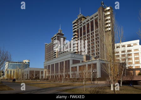 Hauptsitz der nationalen Ölgesellschaft KazMunaiGaz in Astana, der Hauptstadt von Kasachstan Stockfoto