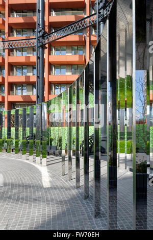 Gasholder Park Nr. 8 King's Cross, London, England Stockfoto