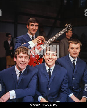 SCHAUKELNDE BLUE JEANS britische Popgruppe im Jahr 1964. Von links: Norman Kuhlke, Ray Ennis, Ralph Ellis, Les Braid. Foto Tony Gale Stockfoto